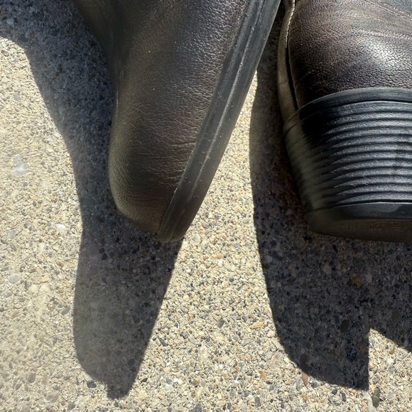 Munro 8.5 EUC “Laramie”  Gray & Blue Leather and Suede Ankle Boots - Picture 9 of 10